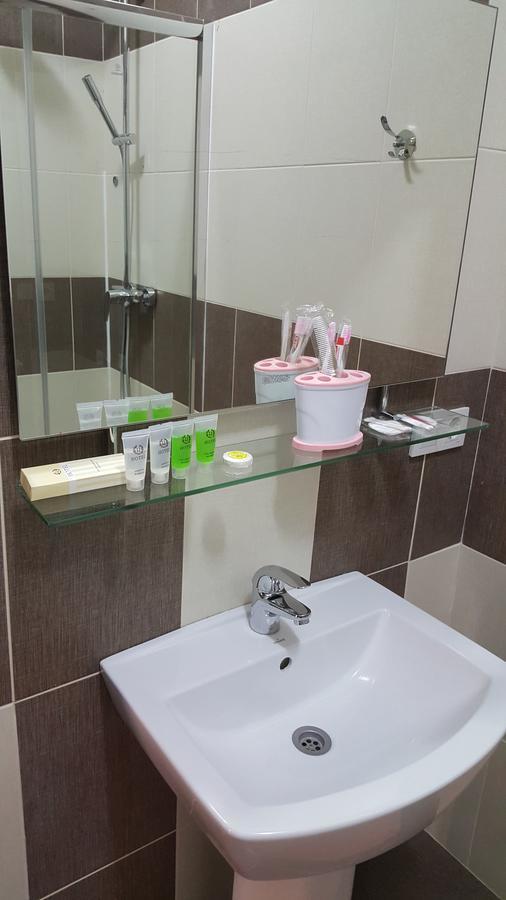 Karven Four Seasons Hotel Chon-Sary-Oy Zewnętrze zdjęcie